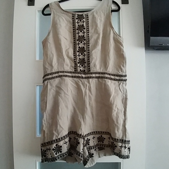 LOFT Pants - Romper with pockets